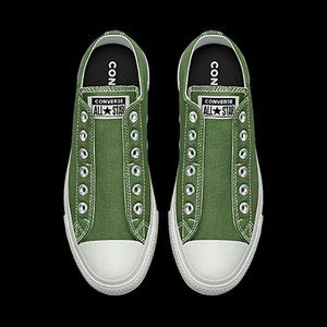 Women's 9.5 Converse